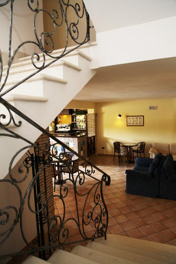 Hotel Il Ghiro Ovindoli Ngoại thất bức ảnh