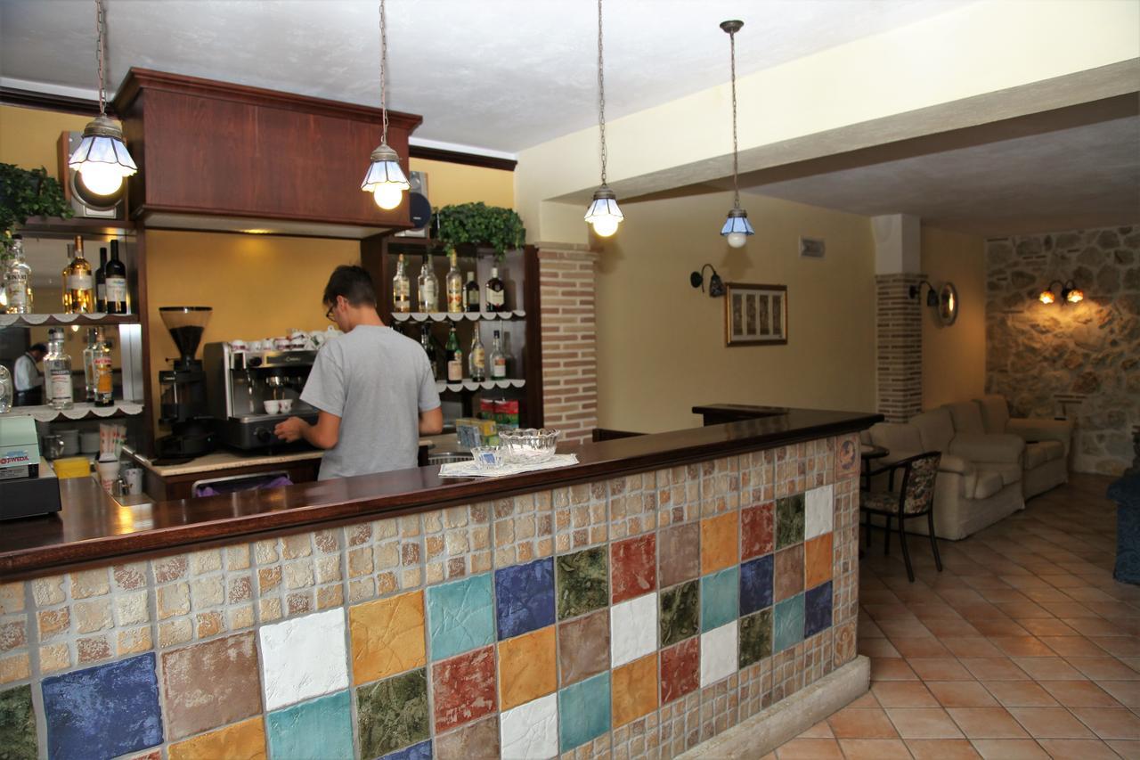 Hotel Il Ghiro Ovindoli Ngoại thất bức ảnh